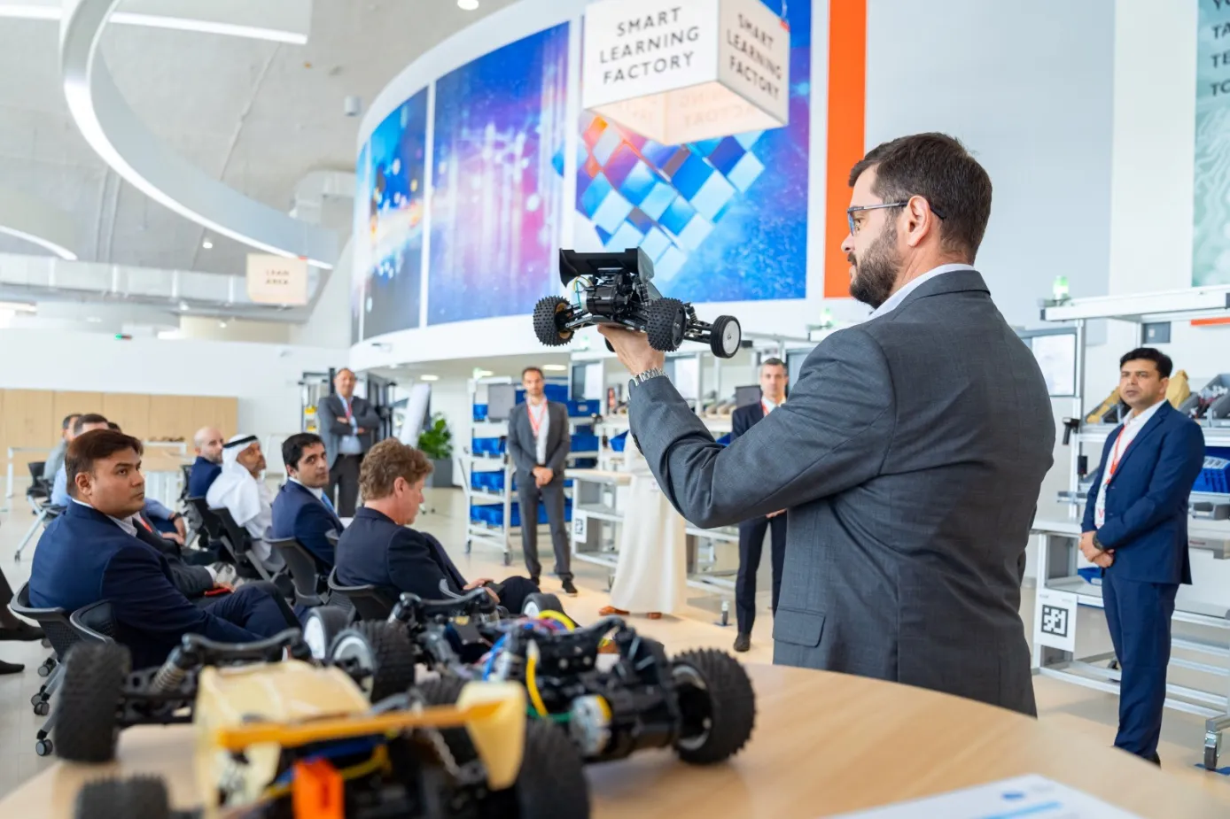 The Ministry of Industry and Advanced Technology &amp; EDGE Launch ‘Talk 4.0’ Series to Empower Industrial Leaders to Adopt Transformative Solutions and Sustainable Practices