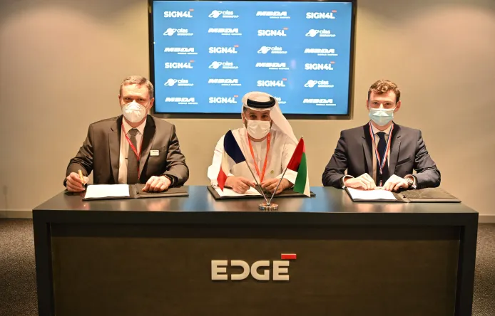C_His Excellency Faisal Al Bannai, CEO and Managing Director of EDGE, Eric Béranger, CEO of MBDA, and a representative of CILAS signed the MoU at IDEX 2021