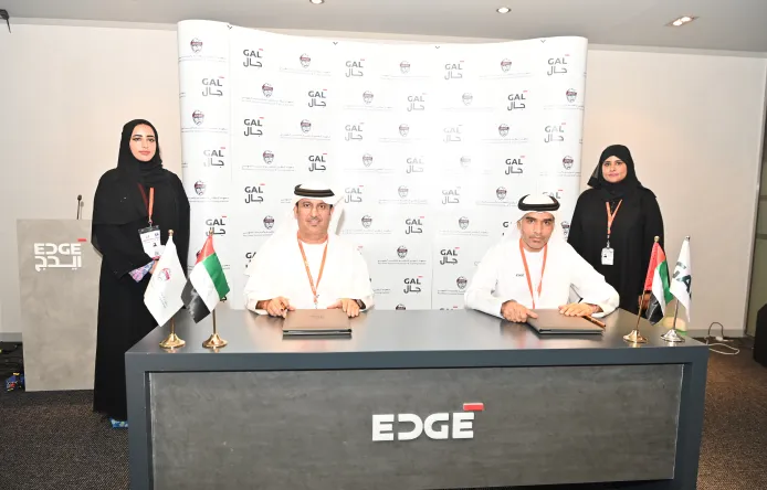 Mohammed Al Khemairi, CEO of GAL signed the agreement with Dr Abdulrahman Jassim Al Hammadi, Managing Director, of ADVETI at IDEX 2021