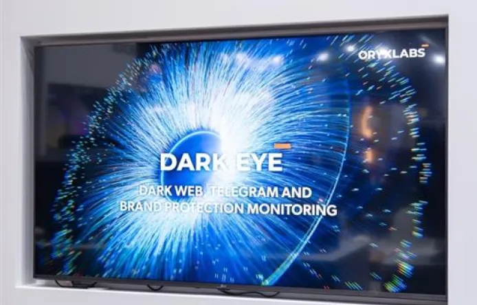 DARK EYE